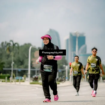 Runner Photo 6764376
