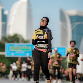 Runner Photo 6764391
