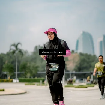 Runner Photo 6764396