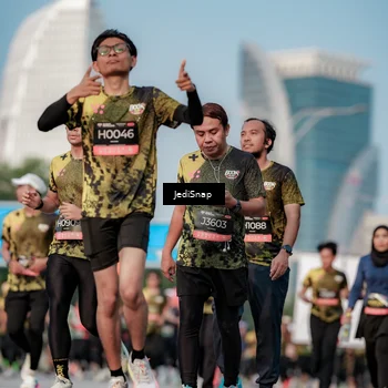 Runner Photo 6764408