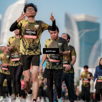 Runner Photo 6764409