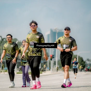 Runner Photo 6764415