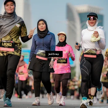 Runner Photo 6764486