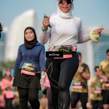 Runner Photo 6764493