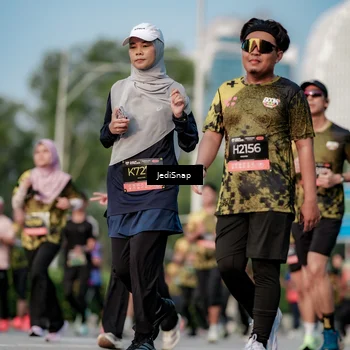 Runner Photo 6764571
