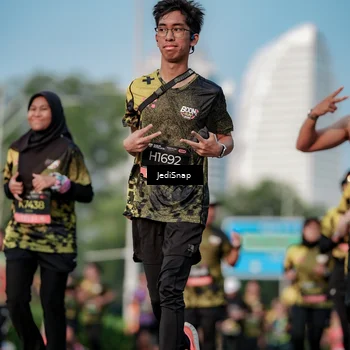 Runner Photo 6764716