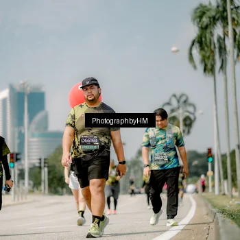 Runner Photo 6764723