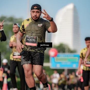 Runner Photo 6764861