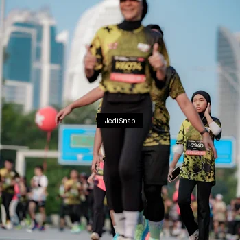 Runner Photo 6764876
