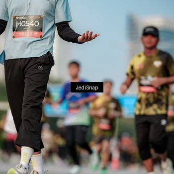 Runner Photo 6764973