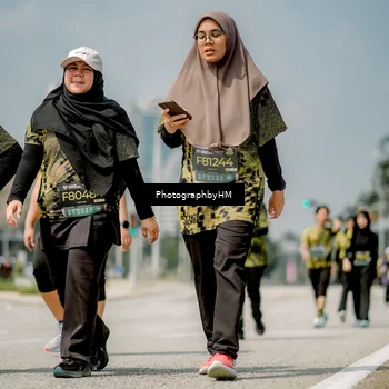 Runner Photo 6765001