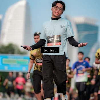 Runner Photo 6765039
