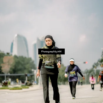 Runner Photo 6765074