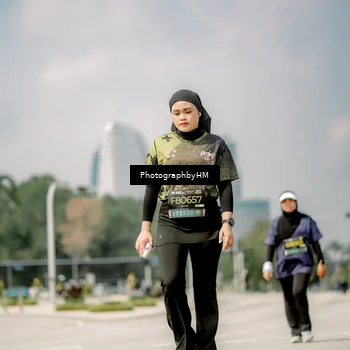 Runner Photo 6765088