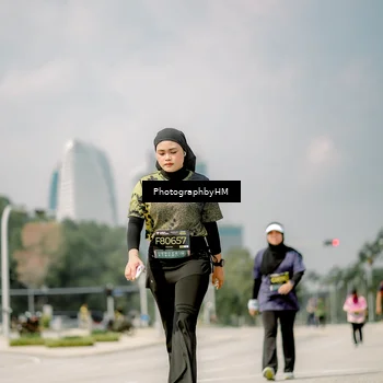 Runner Photo 6765090