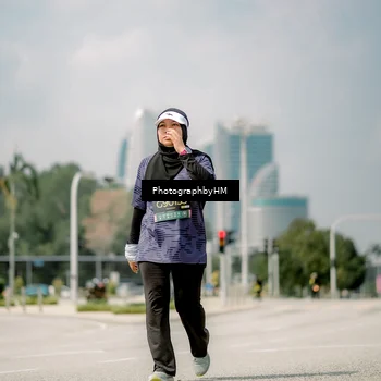 Runner Photo 6765137