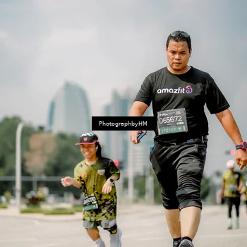 Runner Photo 6765285