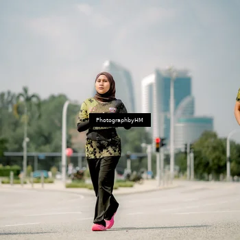 Runner Photo 6765547
