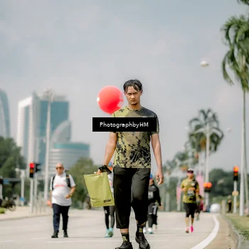 Runner Photo 6765592