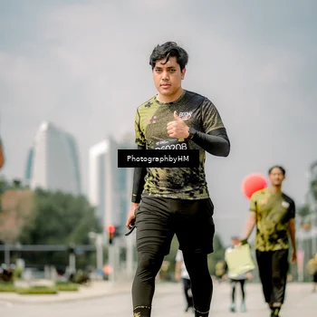 Runner Photo 6765597