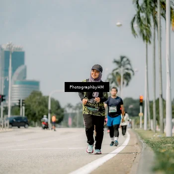 Runner Photo 6765707