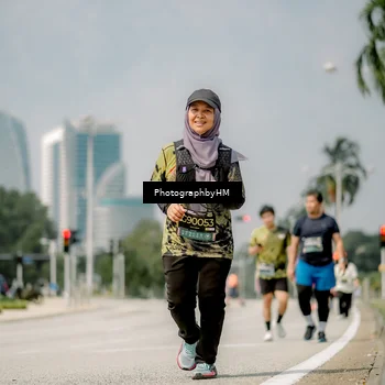 Runner Photo 6765732