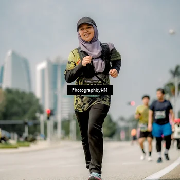 Runner Photo 6765733