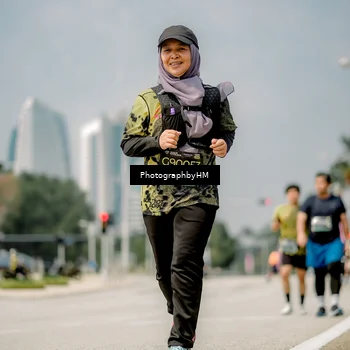 Runner Photo 6765735