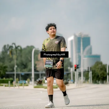 Runner Photo 6765749