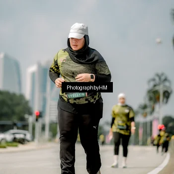 Runner Photo 6765847