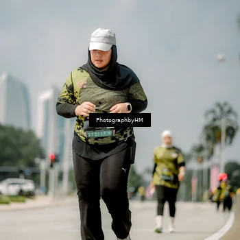 Runner Photo 6765854