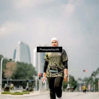 Runner Photo 6765874