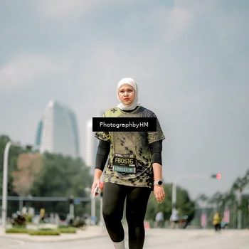 Runner Photo 6765877
