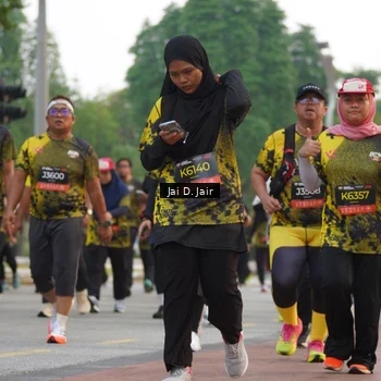 Runner Photo 6766039