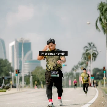 Runner Photo 6766058