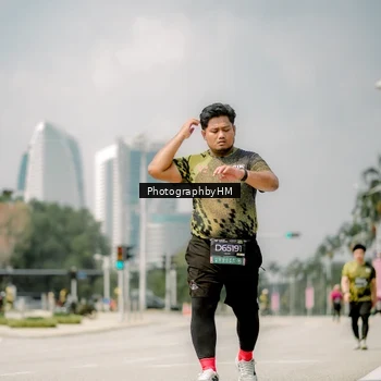 Runner Photo 6766086
