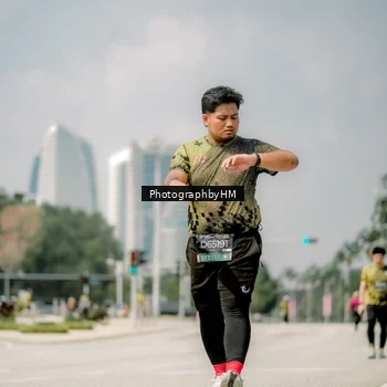 Runner Photo 6766088