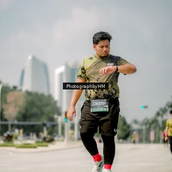 Runner Photo 6766098