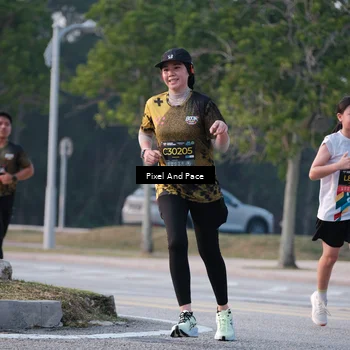 Runner Photo 6766214