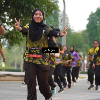 Runner Photo 6766240