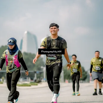 Runner Photo 6766241