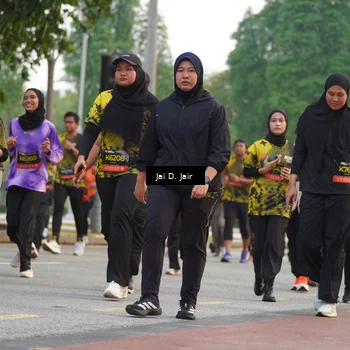 Runner Photo 6766246