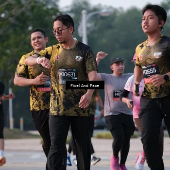 Runner Photo 6766268