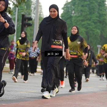 Runner Photo 6766271