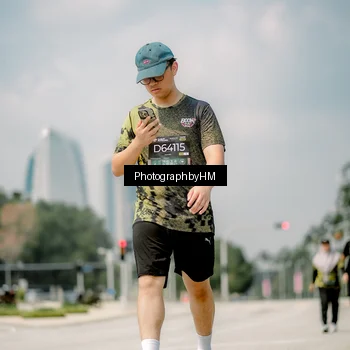 Runner Photo 6766273