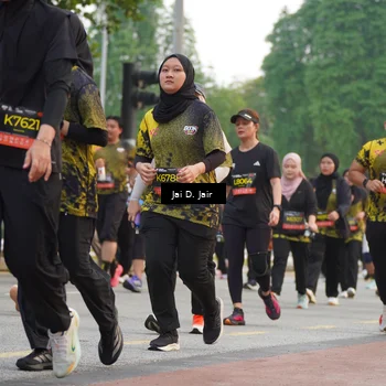 Runner Photo 6766276