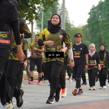 Runner Photo 6766285