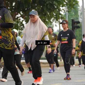 Runner Photo 6766300