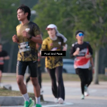Runner Photo 6766305