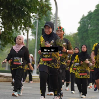 Runner Photo 6766338